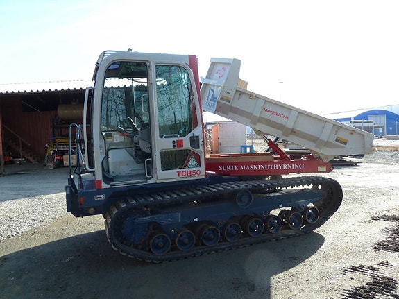 Uthyres Takeuchi dumper TCR 50 3 of 5