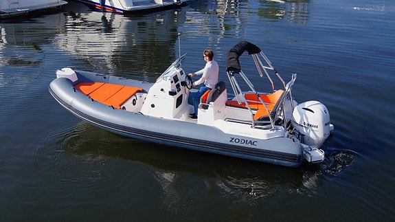 Zodiac Medline 6.8 2 of 6