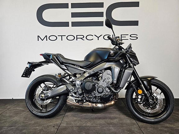 Yamaha MT-09  *Fri hemleverans*