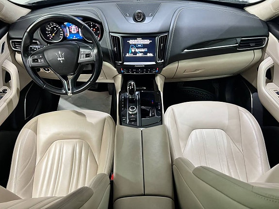 Maserati Levante 16 of 28