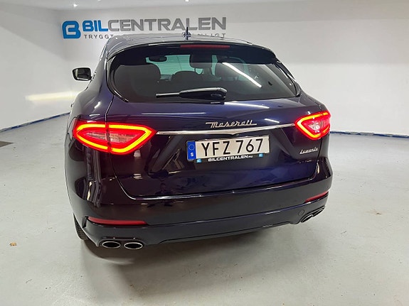 Maserati Levante 8 of 28