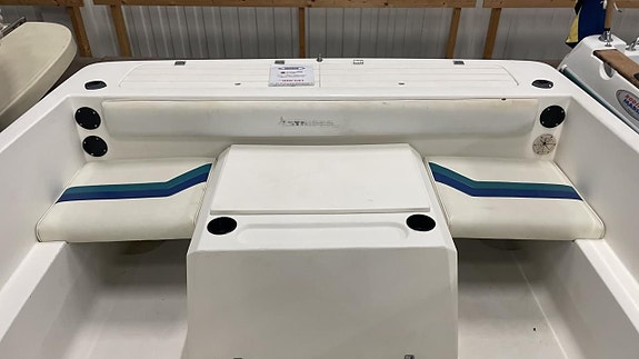 Seaswirl 2150 WA Striper -97 med Volvo Penta 5.0L-05 4 of 6