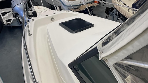 Seaswirl 2150 WA Striper -97 med Volvo Penta 5.0L-05 6 of 6