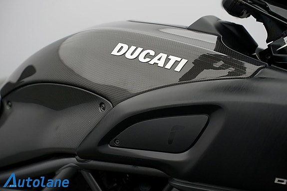 Ducati Diavel Carbon *SC-project 23 of 30