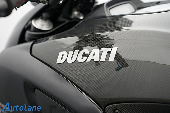 Ducati Diavel Carbon *SC-project 28 of 30