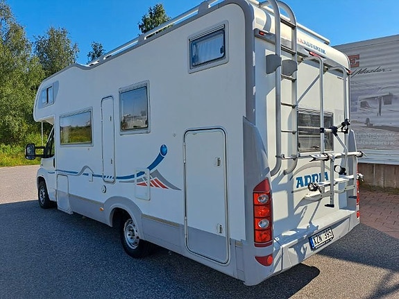 Adria A 690 DK Våningssäng + Alkov 2 of 30