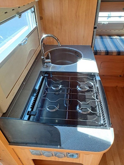 Adria A 690 DK Våningssäng + Alkov 17 of 30