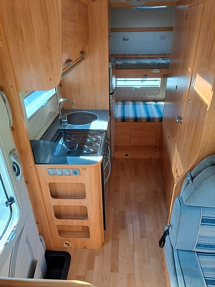 Adria A 690 DK Våningssäng + Alkov 16 of 30