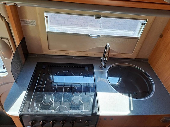 Adria A 690 DK Våningssäng + Alkov 18 of 30