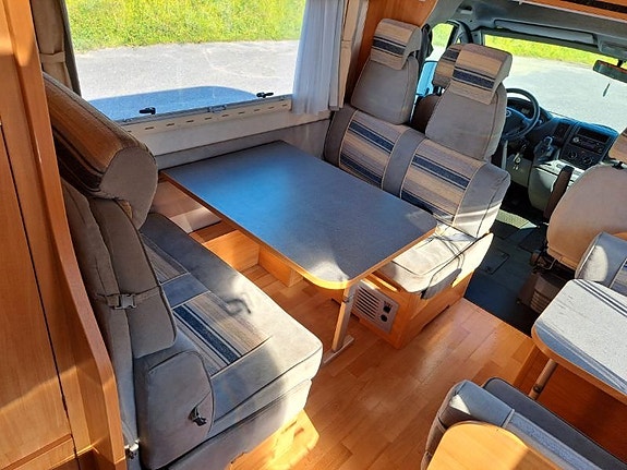 Adria A 690 DK Våningssäng + Alkov 8 of 30