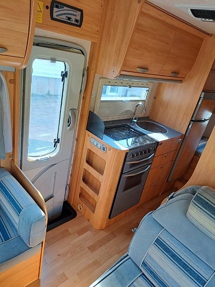 Adria A 690 DK Våningssäng + Alkov 14 of 30