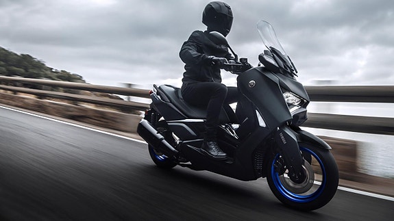 Yamaha XMAX 300 *KAMPANJPRIS* 2 of 7