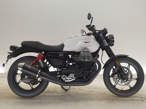 Moto Guzzi V7 Stone TEN *Kampanj* 3,95% Ränta