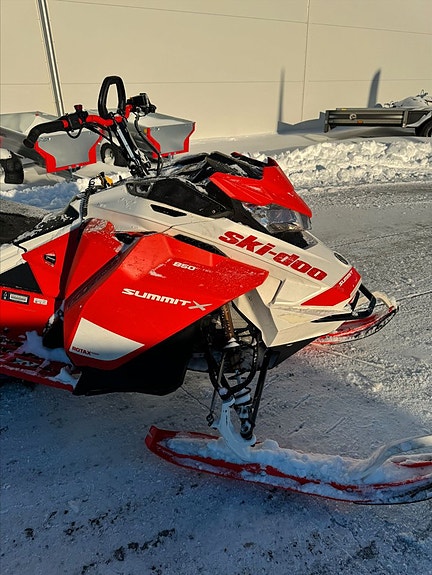 Ski-Doo Summit Expert 154 850 e-tec SHOT - 2020 3 of 6