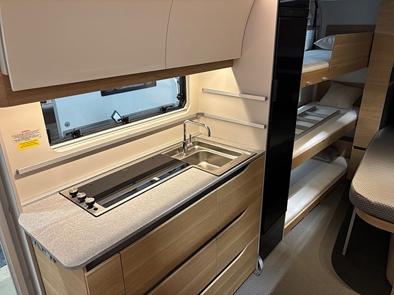Adria ADORA 593 UK Barnkammare KAMPANJPRIS 5 of 8