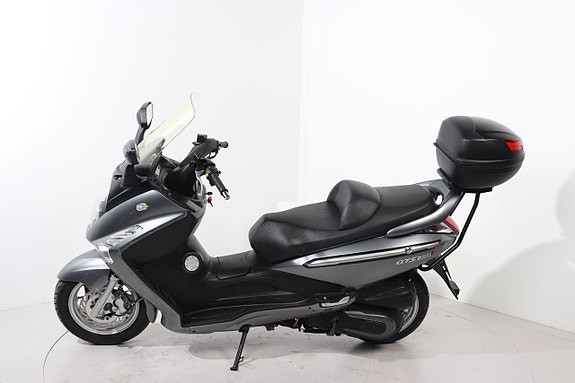 SYM GTS250i 5 of 5