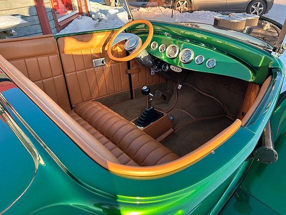Ford De Luxe Phaeton 180A 11 of 11