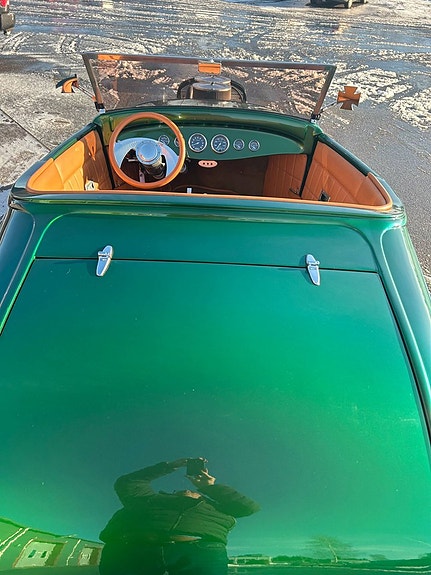 Ford De Luxe Phaeton 180A 7 of 11