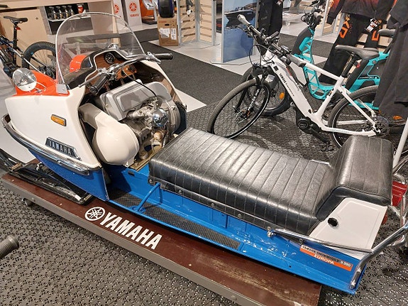 Yamaha SL350 Europa 1968 2 of 7