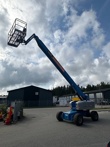 Bomlift Diesel Genie S85 2 of 5
