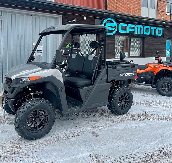 CFMOTO UFORCE 600 Finns hemma i blått, leveransklar. Plogkampanj! 7 of 8