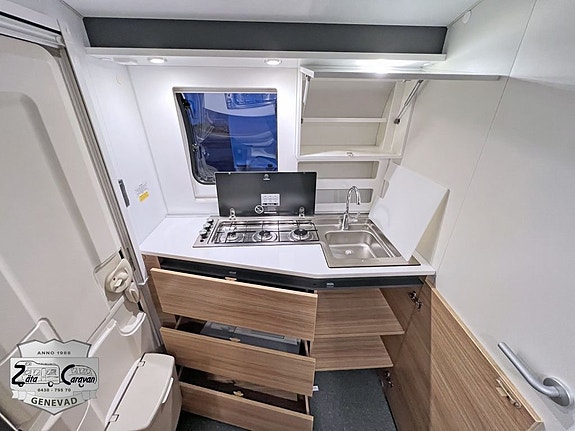 Adria Action 391 LH (ny) 6 of 14