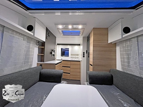 Adria Action 391 LH (ny) 13 of 14