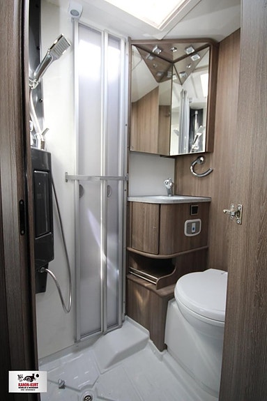 Kabe Travel Master Royal I 810 LQB 16 of 16