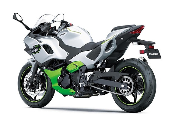 Kawasaki Ninja 7 Hybrid 3 of 6