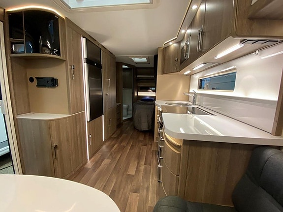 Kabe ROYAL 600 XL KS / ALDE / Mover / KAMPANJ: 3,95% ränta & Fragus garanti 5 of 10