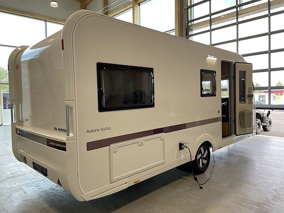 Adria Adora 502 UL / Alde / Långbäddar / Panorama fönster / 2 of 14