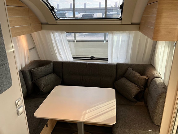 Adria Adora 502 UL / Alde / Långbäddar / Panorama fönster / 5 of 14