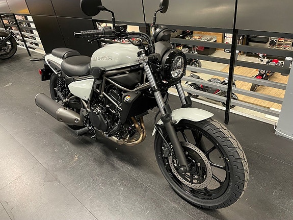 Kawasaki Eliminator 500 Räntefritt 36 mån 4 of 6