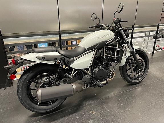 Kawasaki Eliminator 500 Räntefritt 36 mån 2 of 6