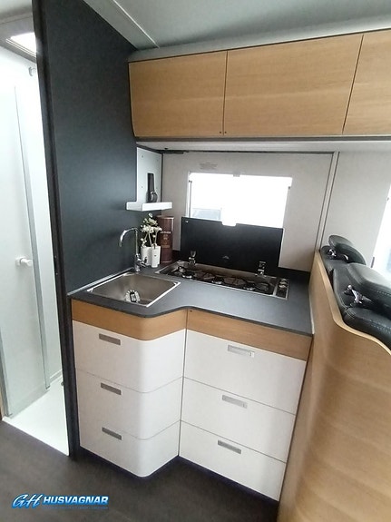 Adria Coral Plus 670 SL Alde, Automat 6 of 12