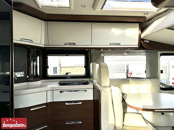Niesmann Flair 920 LW - (2022) Liner / Energy paket 24 mån Gar-försäk 6 of 21