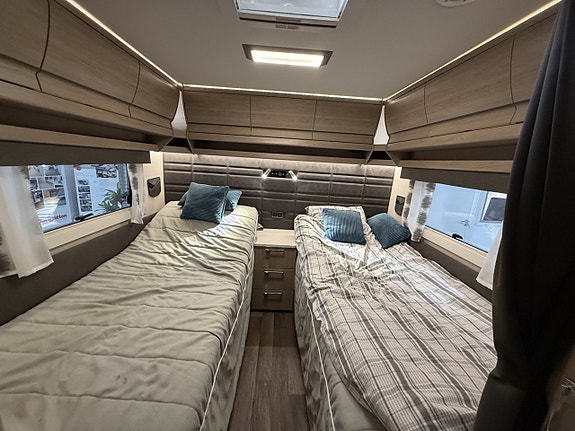 Kabe Imperial 780 DGLE KS 19 of 21