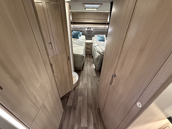 Kabe Imperial 780 DGLE KS 17 of 21