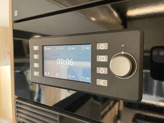 Sun Living S 75 SL B-körkort / 5 bältade platser / Automat 165hk / Taksäng 19 of 25