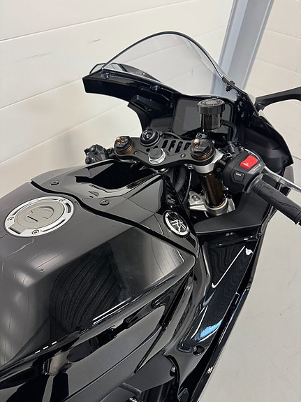 Yamaha YZF-R9 Svart *Leveransklar* 9 of 9