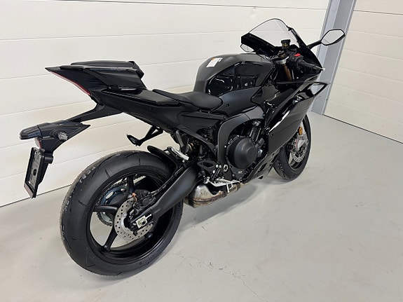 Yamaha YZF-R9 Svart *Leveransklar* 3 of 9