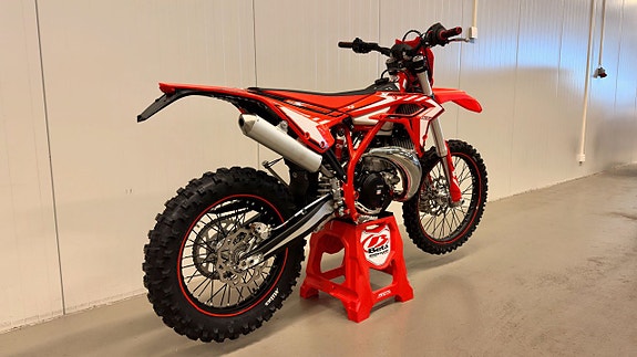 Beta X-Trainer 300 MY 2025 4 of 5