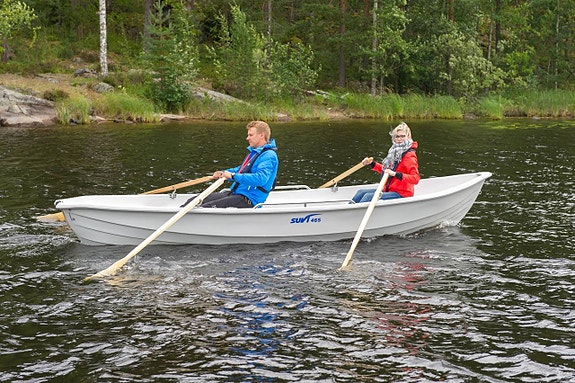 Suvi Finsk snabb och smidig roddbåt 6 of 7