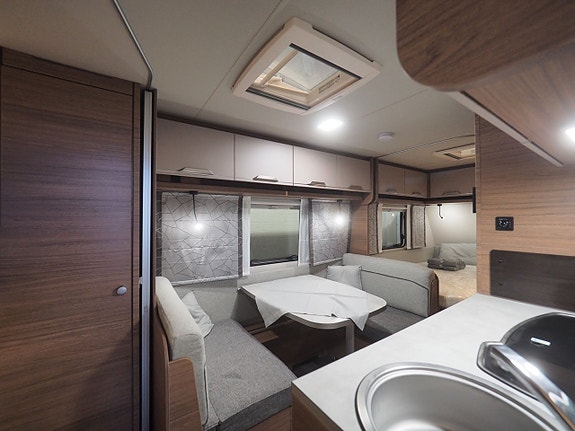 Knaus Sport 540 FDK DEMOUTFÖRSÄLJING 1866:-/mån I Design-Paket I Golvvärme 13 of 17