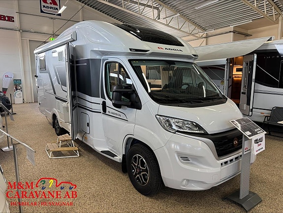 Adria Coral Plus 670 SL - FIAT EU VI E 2,2 140HP HD 43H Långbäddar
