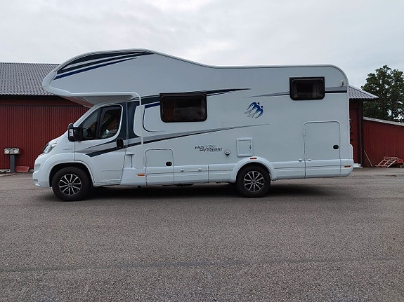 Övriga Vi köper eller förmedlar er Husbil