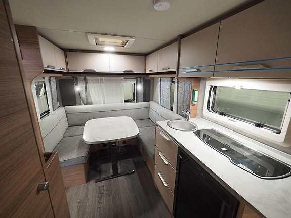 Knaus Sport 450 FU DEMOUTFÖRSÄLJING 1706:-/mån I Design-Paket 18 of 20
