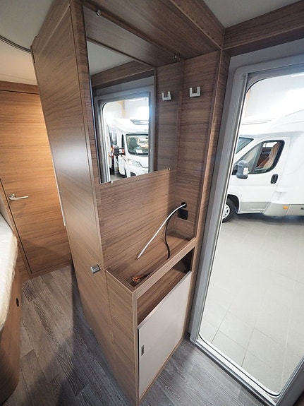 Knaus Sport 450 FU DEMOUTFÖRSÄLJING 1706:-/mån I Design-Paket 19 of 20
