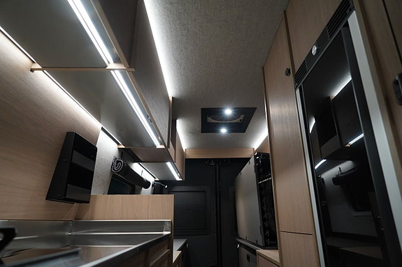 Mercedes-Benz Sprinter  Dovra RIG X-750 4,95% 25 of 30