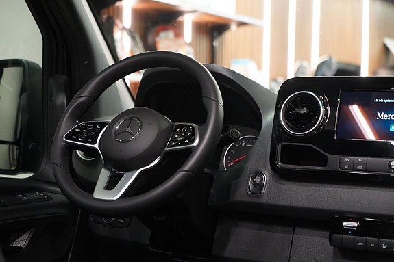Mercedes-Benz Sprinter  Dovra RIG X-750 4,95% 18 of 30